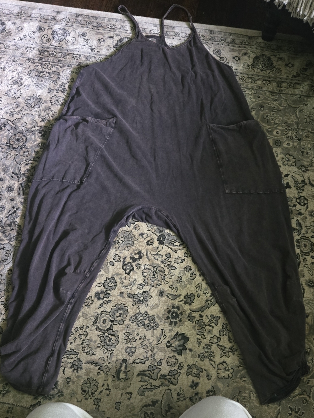 Woman's  Charcoal Drop-Crotch Jogger Pants with Pockets
